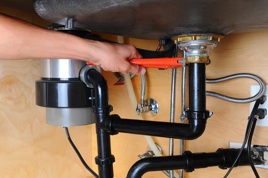Garbage Disposal Installation in Los Ebanos